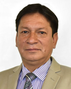 Dr. Gustavo Duche Sacaquirin   