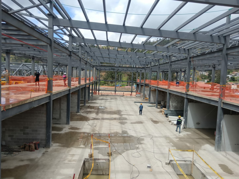 Alcaldesa de Cuenca constata el avance del 40%  en la nueva Terminal Terrestre SurAlcaldesa de Cuenca constata el avance del 40%  en la nueva Terminal Terrestre SurAlcaldesa de Cuenca constata el avance del 40%  en la nueva Terminal Terrestre Sur