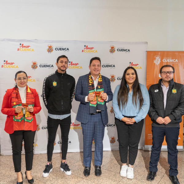 La Alcaldía de Cuenca, junto con su empresa municipal ETAPA EP, formalizó un relevante acuerdo de canje publicitario con el Club Deportivo Cuenca. Este incluye la presencia de la marca de la empresa cuencana en la indumentaria del equipo y la exhibición de la imagen en el estadio Alejandro Serrano Aguilar, por un rubro que asciende a los USD 20.000,00.