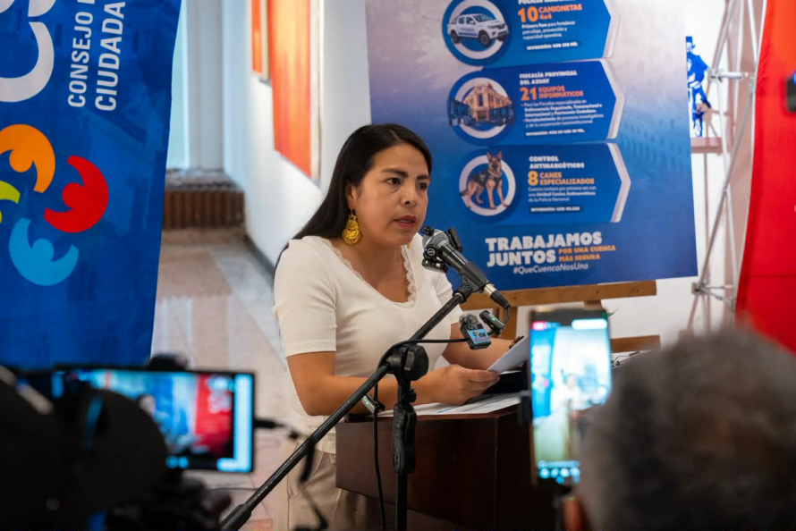 La Alcaldía de Cuenca, a través del Consejo de Seguridad Ciudadana (CSC), presentó este miércoles acciones y decisiones orientadas a fortalecer la prevención y las capacidades de las instituciones que trabajan por la seguridad del cantón.