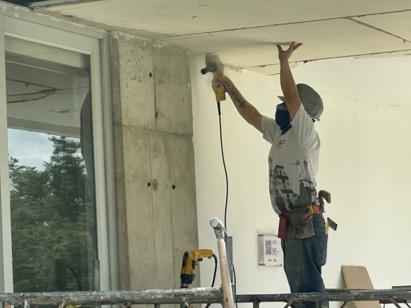 Ante la información publicada recientemente por distintos medios de comunicación sobre un supuesto descuido en el Parque de la Libertad, el Municipio de Cuenca aclara a la ciudadanía que dichas publicaciones no reflejan la realidad del estado del parque.