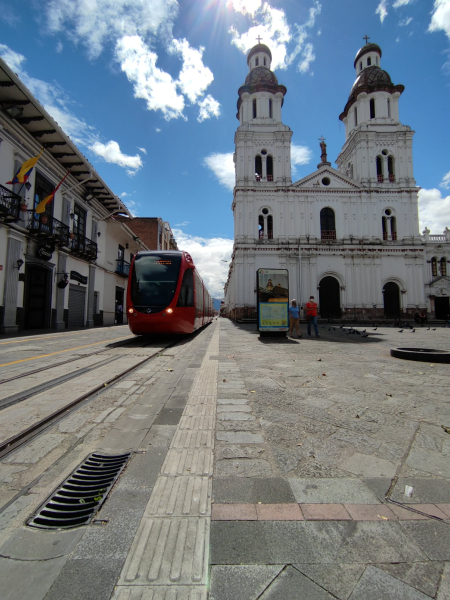 En 2025 en total 276.680 estudiantes se movilizaron en el tranvía de Cuenca, entre pasajes validados (225.045) y compra de tikets, (51.635).