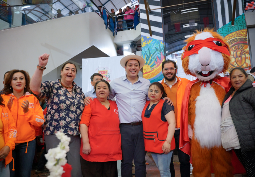 La entrega de un nuevo mural y la presentación del “Súper Cuy de la 10”, fueron parte del lanzamiento de la agenda de festividades por el aniversario 69 del mercado 10 de Agosto, cumplido la mañana de este martes.  Este centro de abasto es considerado uno de los más turísticos y tradicionales de la urbe cuencana.