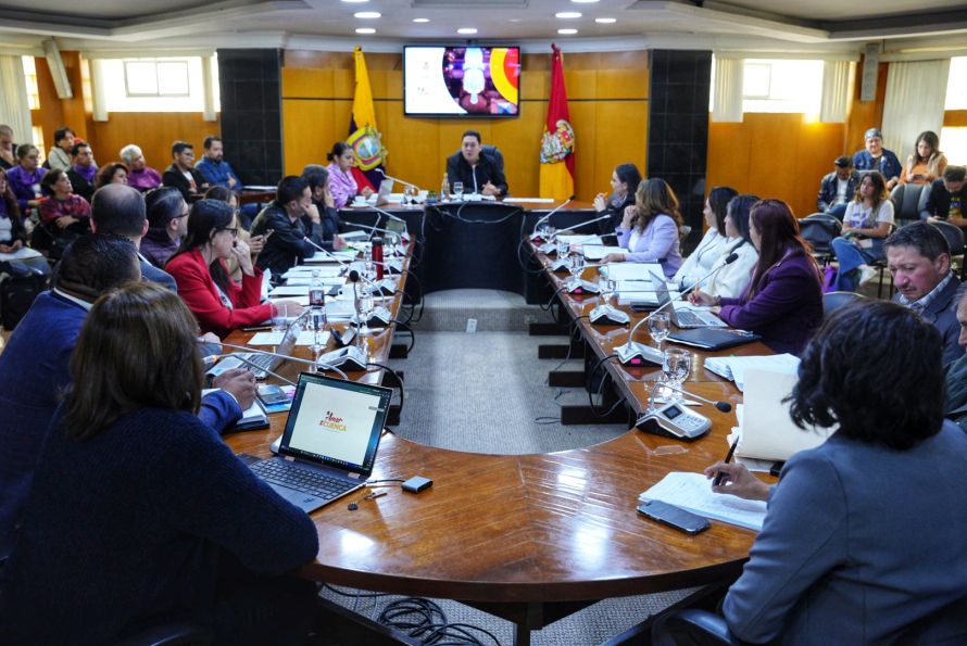 Concejo Cantonal discirnió presea Cuenca Patrimonio Cultural y aprobó temas de interés ciudadano 
