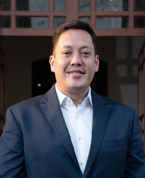 Cristian Zamora, alcalde de Cuenca (Ecuador), lidera como Presidente de FLACMA a más de 16.400 municipios y gobiernos locales de toda Latinoamérica.