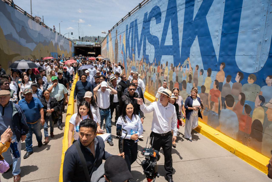 Cuenca inauguró el mural “El Quinto Río Vive”, símbolo de la defensa ciudadana del agua