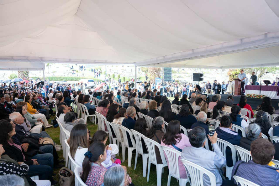 Bajo el lema “Memoria, Vida y Eternidad”, el Cementerio Patrimonial de Cuenca fue escenario de emotivas jornadas de homenaje durante la Conmemoración de los Fieles Difuntos 2025, desarrolladas del 29 de octubre al 2 de noviembre, con una amplia agenda artística, litúrgica y cultural organizada por la Empresa Pública Municipal de Cementerios de Cuenca – EMUCE EP.
