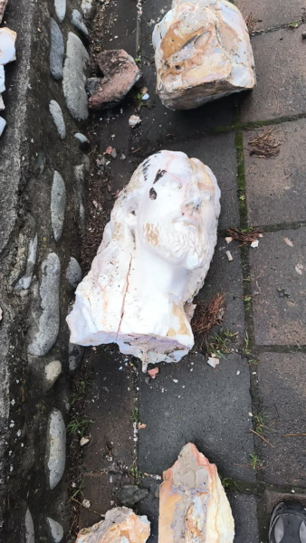 La cabeza del Cristo de la escultura ubicada en la loma de Cullca cae tras el impacto de un rayo