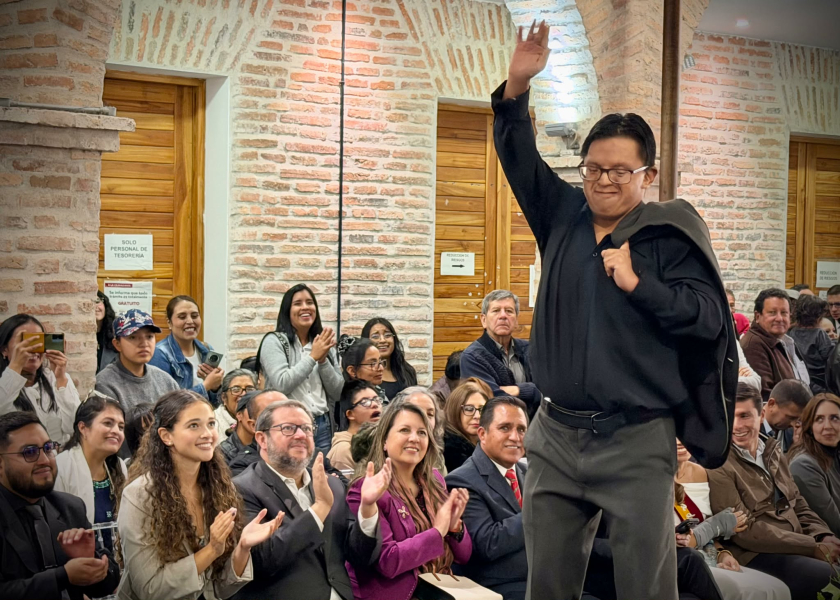 En el marco del Día Mundial del Síndrome de Down, conmemorado cada 21 de marzo, la noche de ayer se desarrolló en el parque La Libertad la “Pasarela 21”, un evento que promovió la inclusión, el respeto y la participación activa de las personas con esta condición.