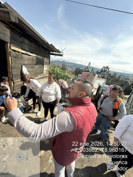 El equipo técnico del Proyecto Vida de la Dirección de Desarrollo Social y Productivo activó de manera inmediata los protocolos de respuesta ante el incendio estructural registrado en una vivienda del sector Rayoloma, perteneciente a la parroquia El Valle.