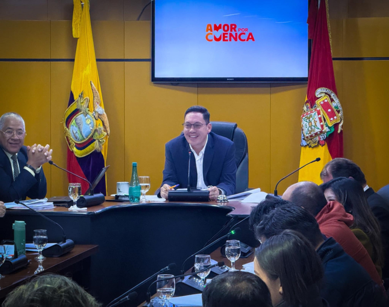 En cumplimiento con la normativa vigente y en el marco del fortalecimiento de la democracia participativa, el Ilustre Concejo Cantonal de Cuenca resolvió que, en un plazo máximo de noventa (90) días, se deberá presentar el proyecto de ordenanza de participación ciudadana del Gobierno Autónomo Descentralizado del cantón Cuenca, para su respectivo tratamiento.
