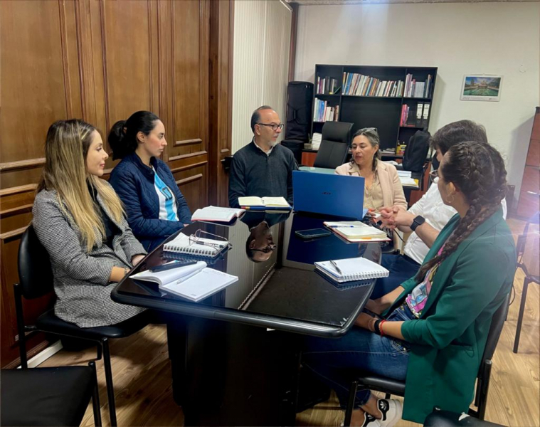 La Alcaldía de Cuenca y su dirección de Relaciones Internacionales y Cooperación construyó la  matriz de indicadores para la Estrategia de Internacionalización de Cuenca en diciembre de 2022, tras una serie de talleres internos y externos, además de entrevistas e investigación.