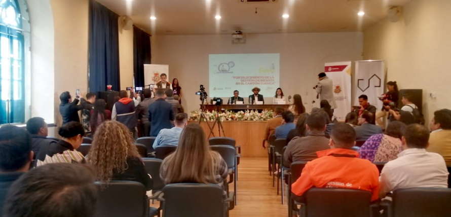 Con la presencia de los representantes de los 21 Gobiernos Autónomos  Parroquiales, se inauguró hoy, 22 de junio de 2023, el foro del “Fortalecimiento de la Gestión de Riesgos en el cantón Cuenca“.