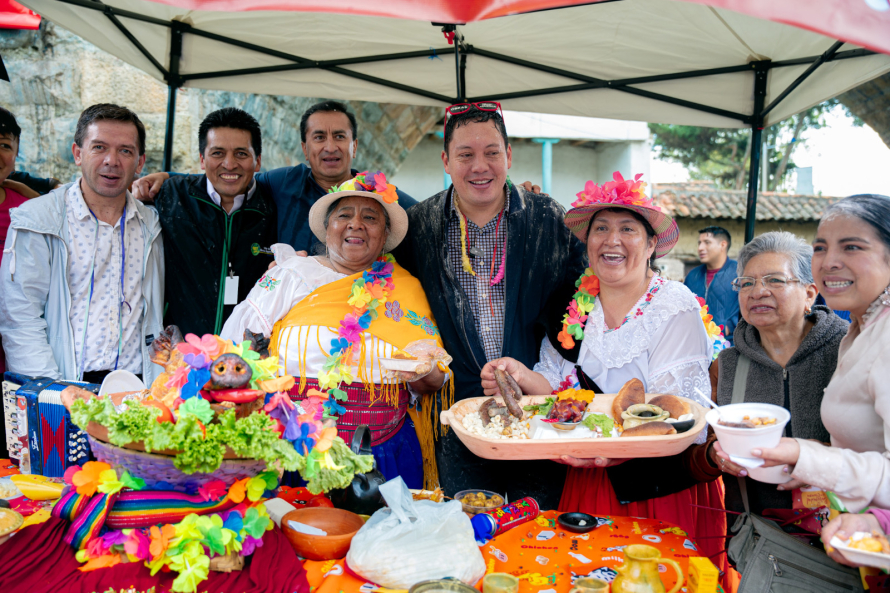 Mediante rueda de prensa, la Alcaldía de Cuenca, la Fundación Municipal Turismo para Cuenca y la Dirección Municipal de Cultura, dieron a conocer la mañana de hoy, 31 de enero de 2024, la agenda cultural de actividades “El Carnaval Es En Cuenca”.