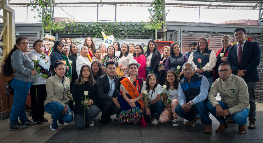 Con la entrega de capital semilla a Cajas Solidarias se cumple la propuesta 63 del Alcalde de Cuenca