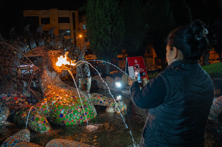 Dos décadas después el “Dragón” ruge y lanza fuego en las frías noches cuencanas 