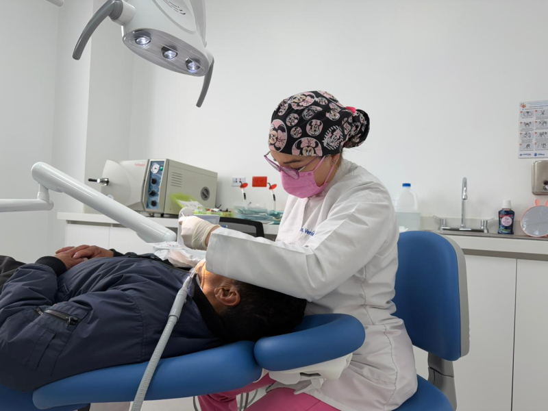  En su primer día de funcionamiento, más de 154 personas fueron atendidas en consulta general y 32 en emergencia, evidenciando la alta demanda y la importancia de este nuevo espacio de atención integral.