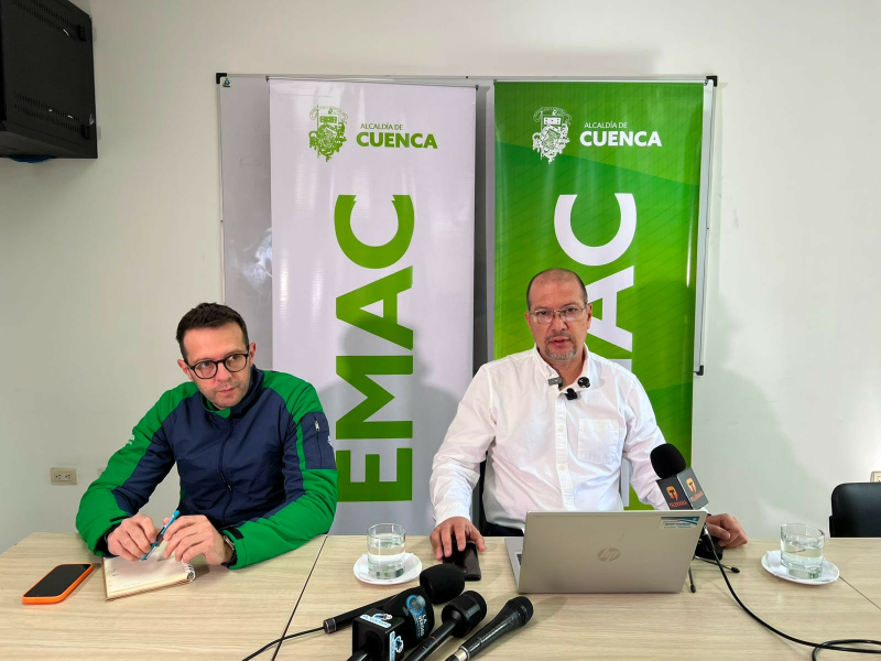 El Mgst. Juan Fernando Vicuña asumió las funciones de Gerente General Subrogante de la Empresa Pública Municipal de Aseo de Cuenca, EMAC EP, con el compromiso de conducir la institución bajo criterios técnicos, de transparencia, eficiencia y vocación de servicio.