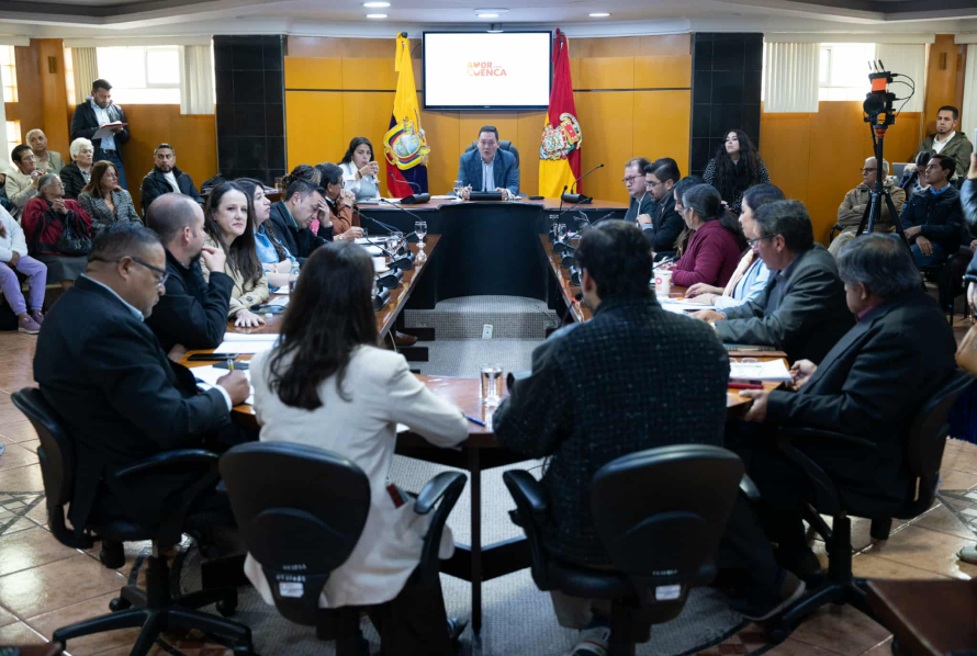 El Concejo Cantonal de Cuenca en sesión ordinaria resolvió en unanimidad: respaldar y participar en la marcha ciudadana convocada para el día martes 16 de septiembre de 2025, en defensa del agua, de los páramos del Azuay y de las zonas de recarga hídrica.
