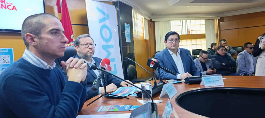 La Alcaldía de Cuenca, en coordinación con la Dirección General de Gestión de Movilidad y la Empresa Pública de Movilidad (EMOV EP), presentó la agenda de la Semana de la Movilidad 2025, que se desarrollará del 16 al 22 de septiembre, en el marco de la campaña mundial que promueve un transporte sostenible, seguro e inclusivo.