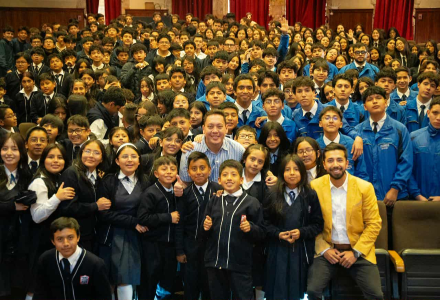 El Consejo de Seguridad Ciudadana de Cuenca (CSC), en coordinación con instituciones educativas y autoridades locales, desarrolló el Segundo Foro Nacional “El Silencio que Duele: Impacto del Bullying en el Desarrollo Integral de los Estudiantes”, en el marco de la propuesta 66 “Estudiantes Seguros”.